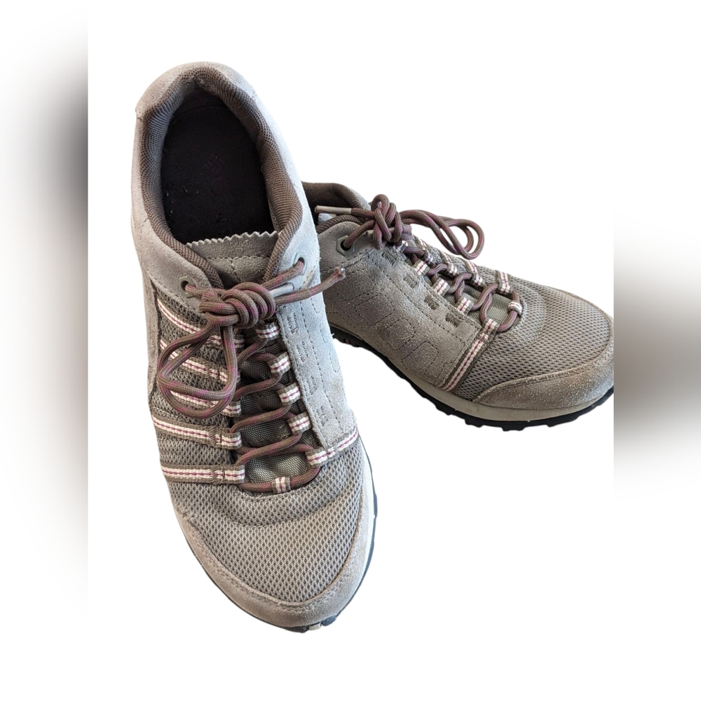 Columbia Yama II Hiking Trail Gray TechLite Omni Grip Sneakers- Size 8